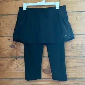 Nike Dri-Fit Running Tennis Skirt with Leggings Size M